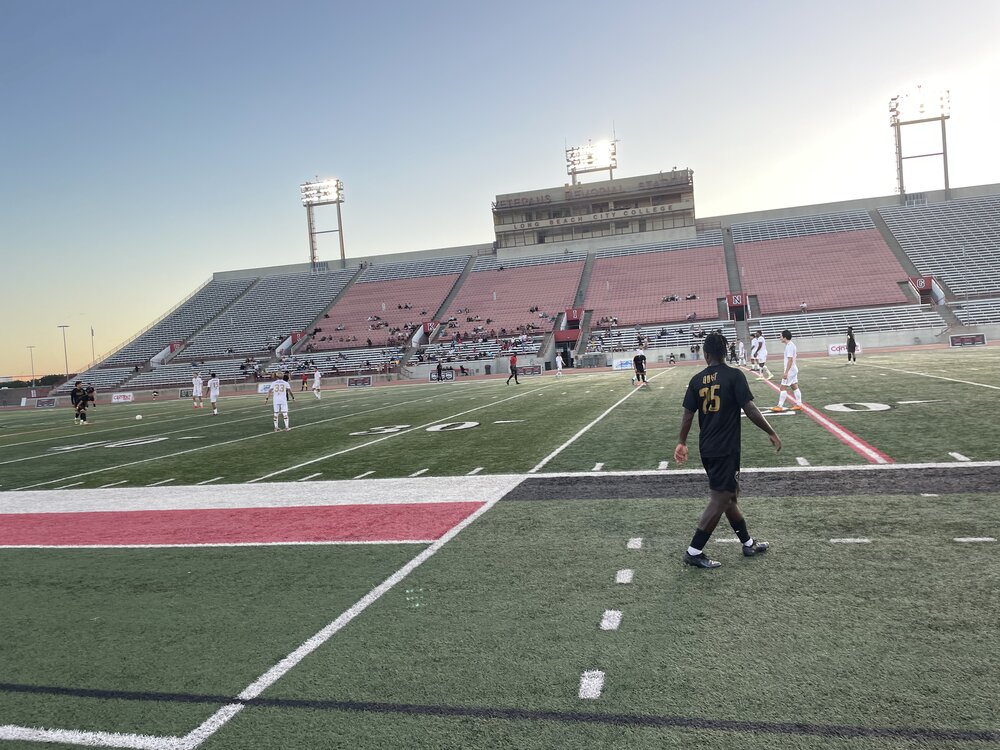 LA Force veterans memorial stadium